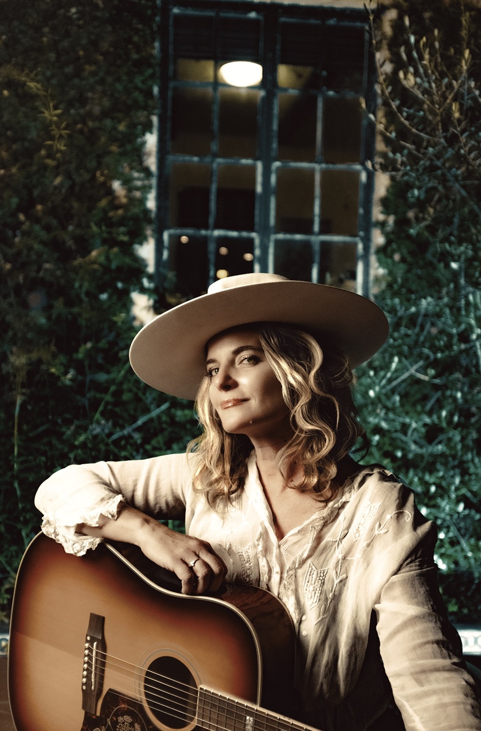 Live@Price: Suzanna Choffel at Price Center